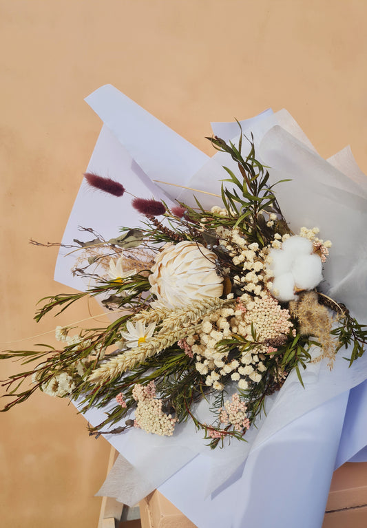 Nude BOUQUET